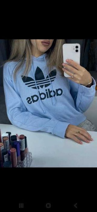 Vad Hoodie Adidas marimea S