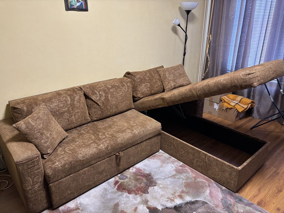 Ъглов диван подходящ за хол или всекидневна