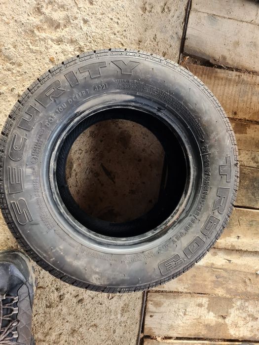 Гуми 195 55 10c за платформа