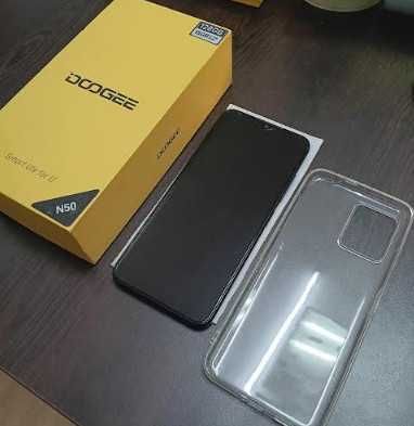 Смартфон Doogee N50 Dual SIM 128GB / 8GB, с прозрачен калъф, черен