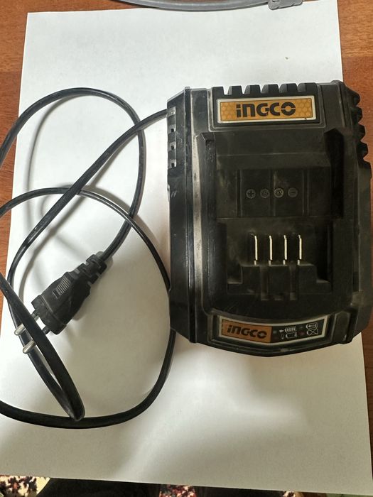 Продаётся зарядное устройство