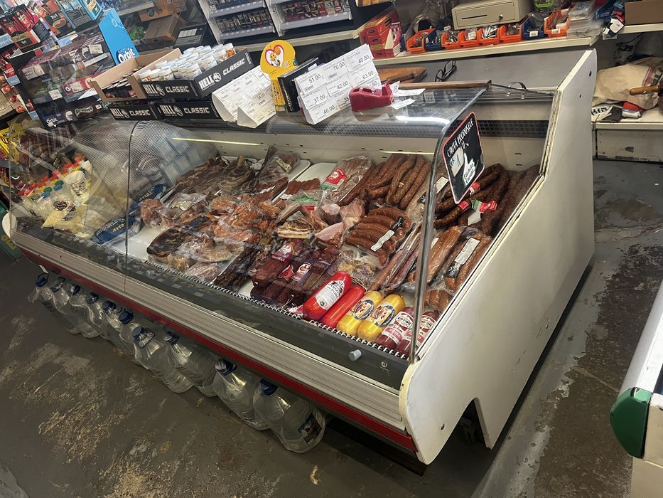 Vand raft frigorific si vitrna frigorifica