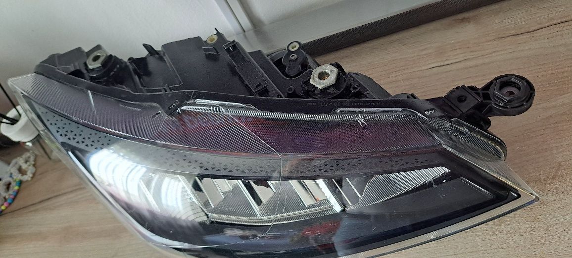 Far dreapta led Seat Ibiza 6F Arona 2021 Cod 6F1.941.006F