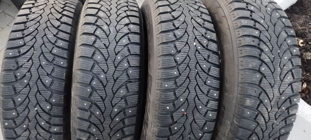 Продам зимние шины Пирелли 205/65/16