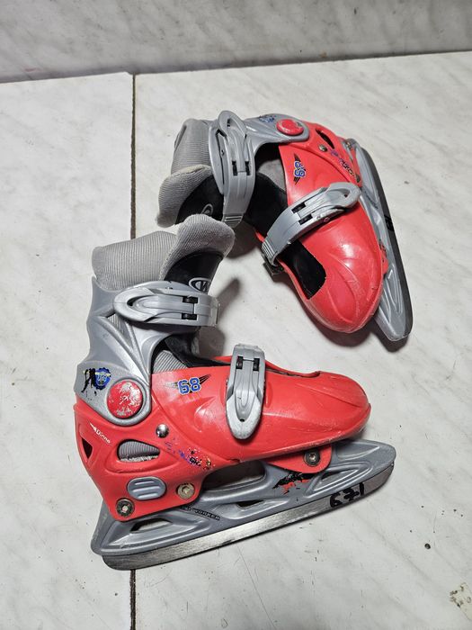 Patine gheata 671 reglabile marime 29-30-31-32  .