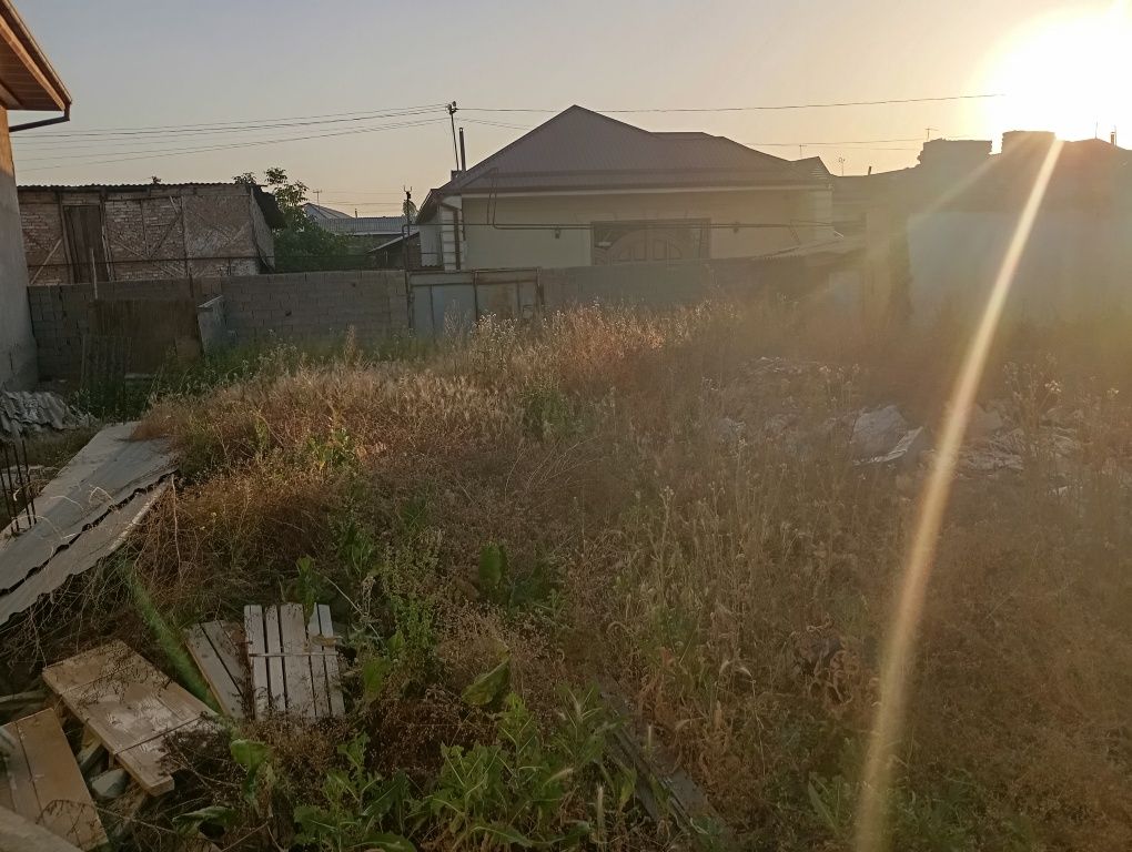 3.8 сотих ер сотилади,Бектемир,Бинокор массив,фасад 19 м,сотих:17 500$