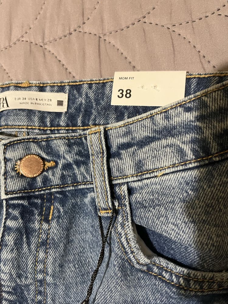 Нови дънки Zara Momfit
