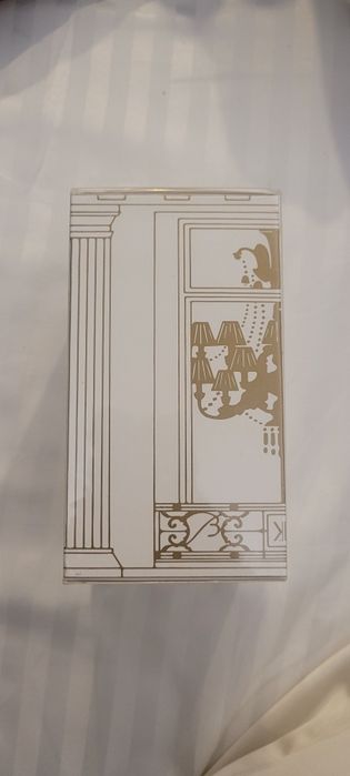 Vând parfum baccarat