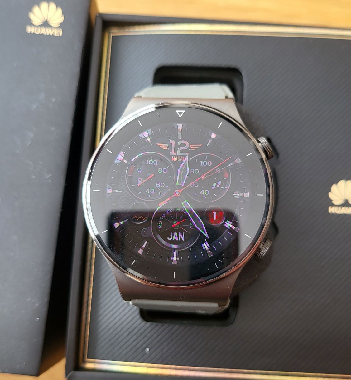 Huawei gt 2 pro смарт часовник
