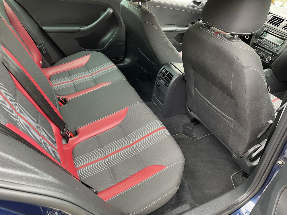 Volkswagen Jetta 2013 2.0l diesel 140cp euro5 Match