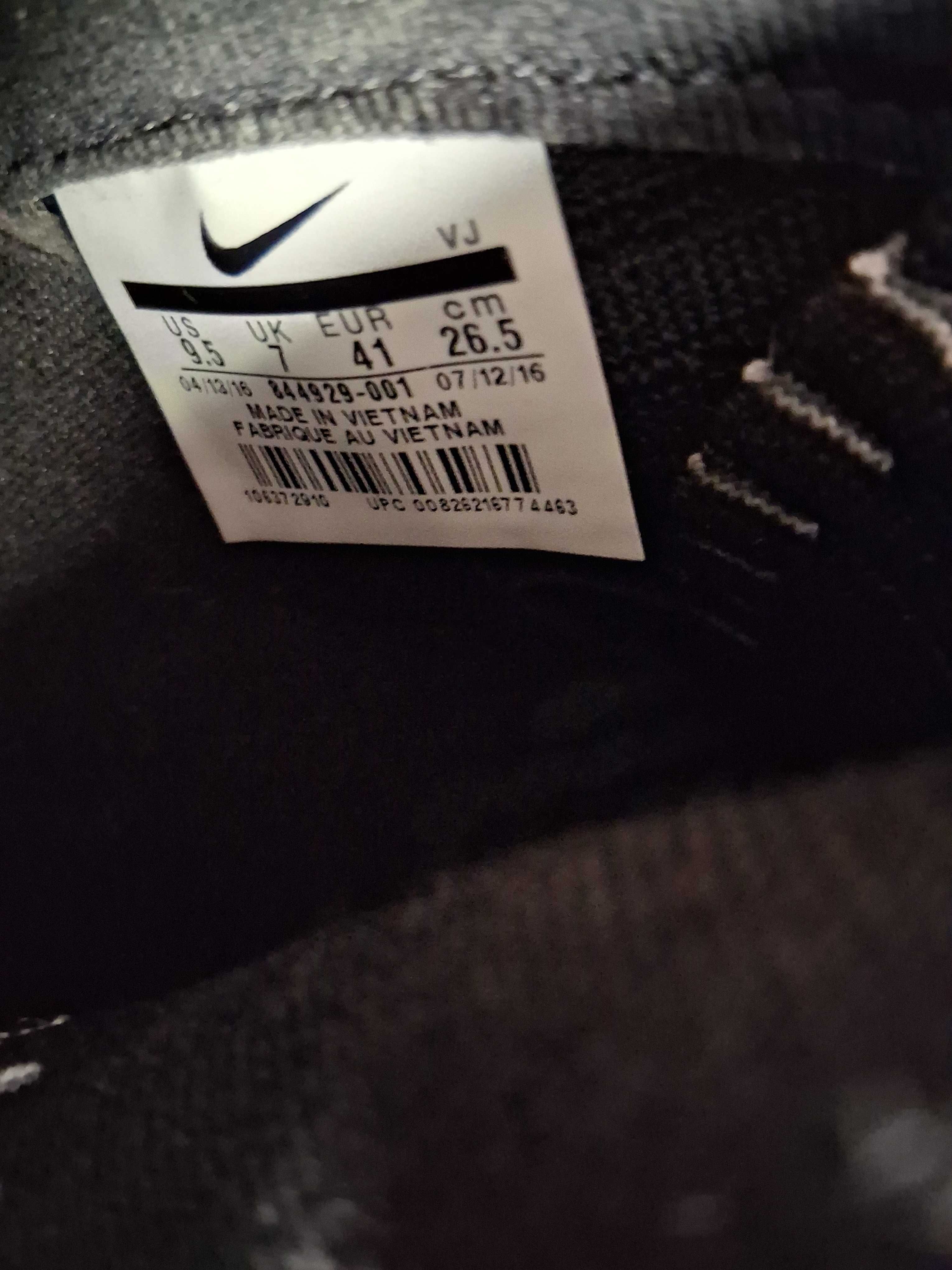 Adidasi nike roshe 41