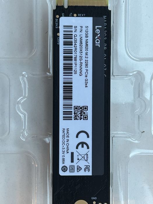 Vând ssd Lexar 512 gb produsul este nou