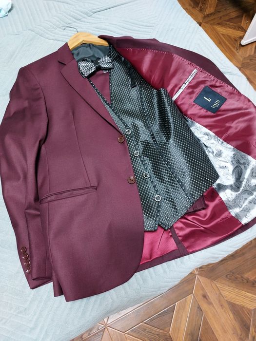 Продам костюм мужской