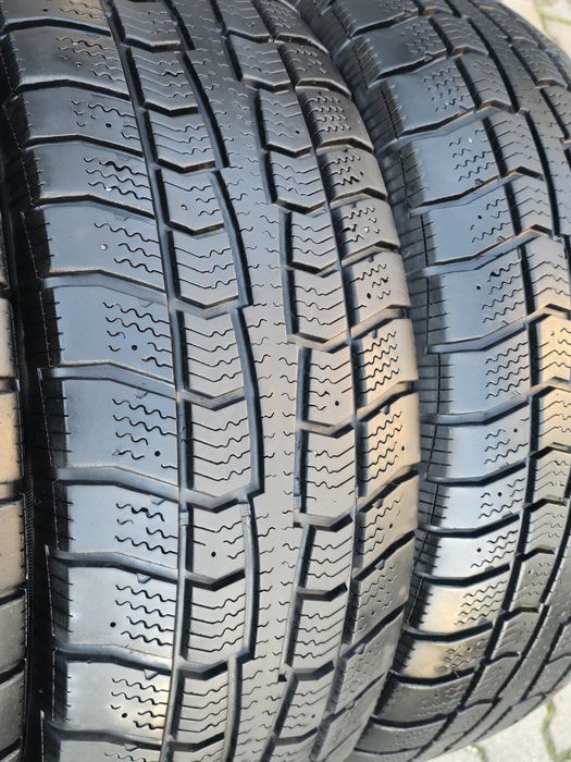 235 65 17  Cooper se