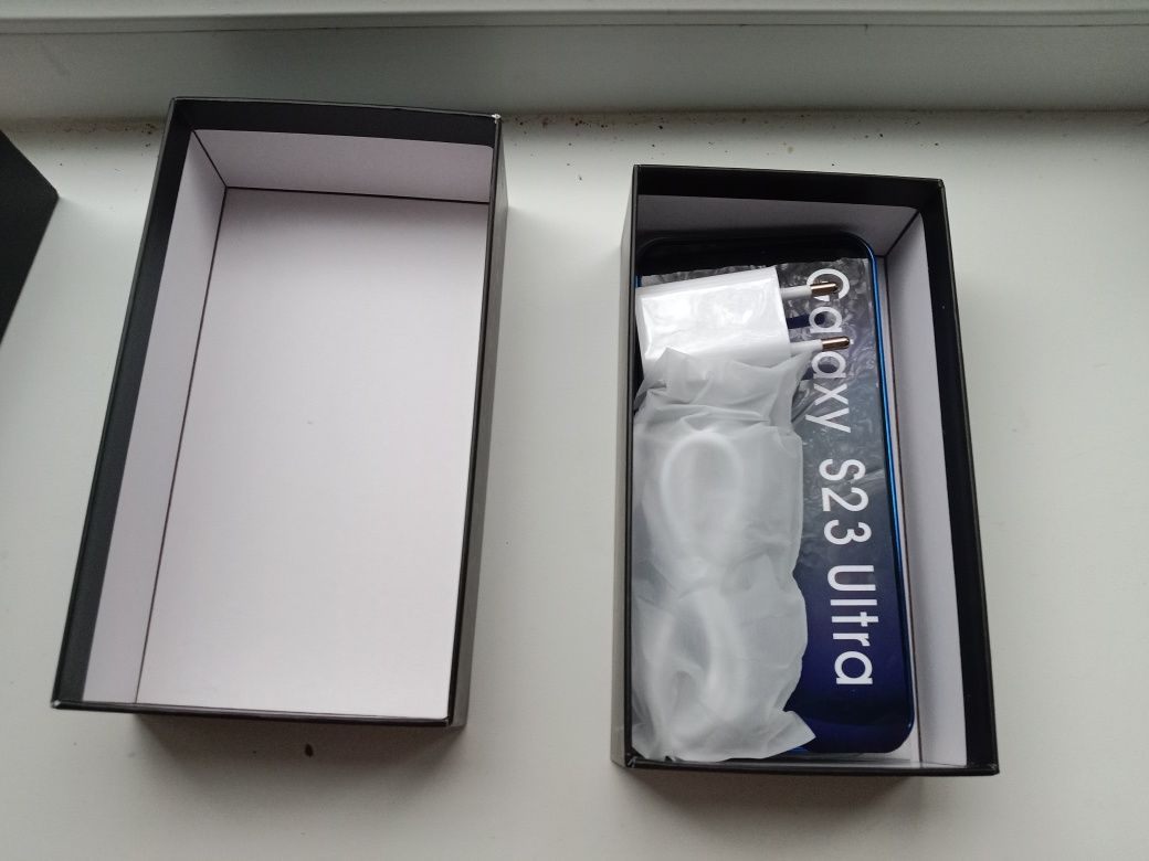 Продам Samsung s23 ultra 5G новая в упаковке