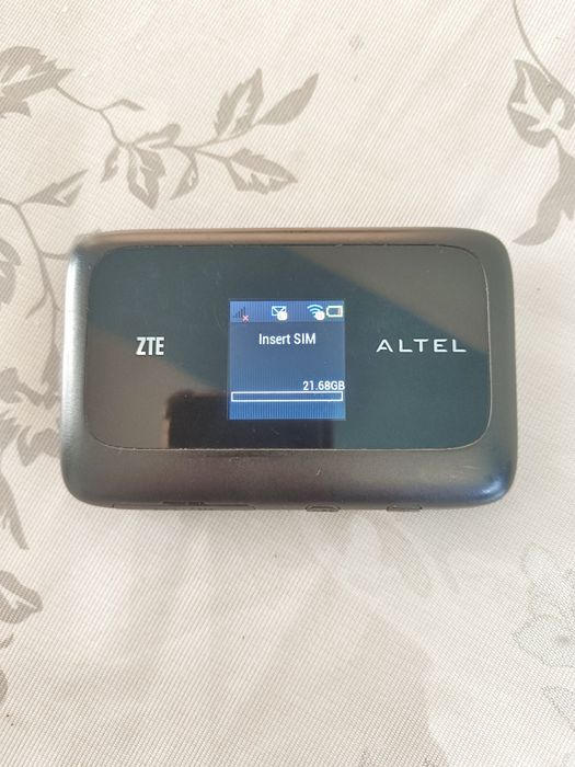 Altel 4G Wi-Fi роутер ZTE MF910L