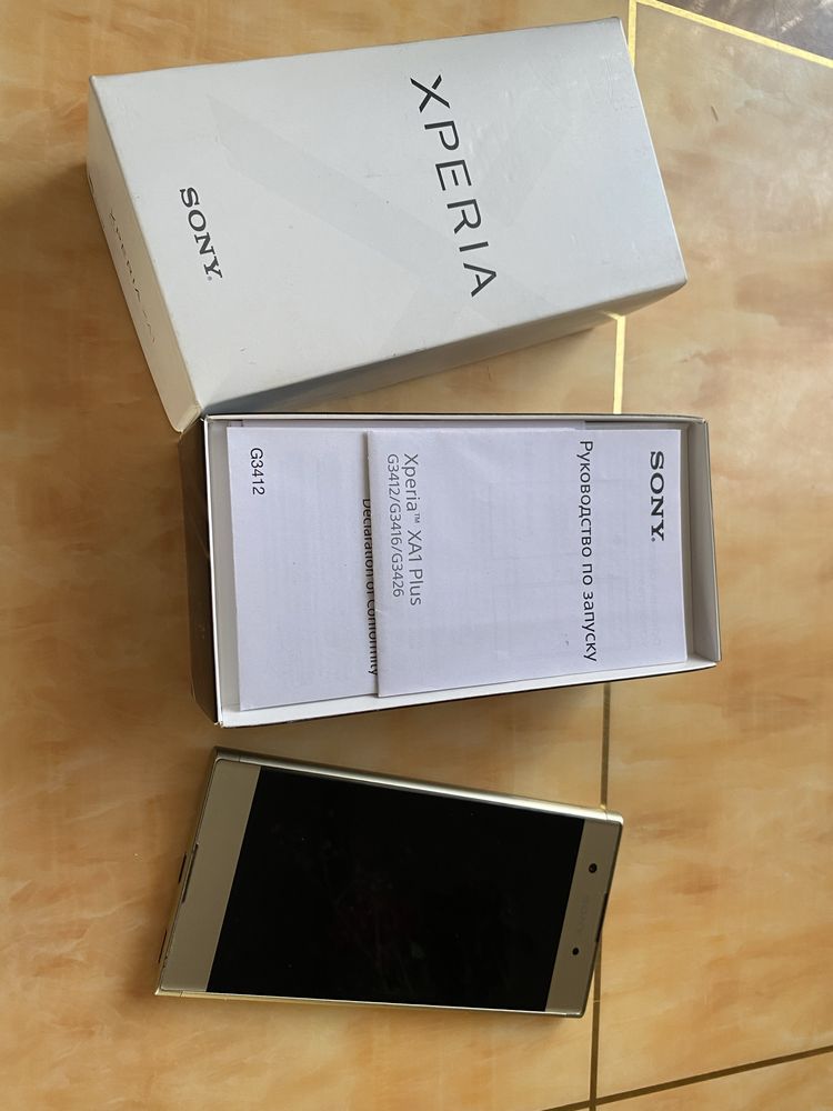 Продам,смартфон soni  xperia XA1 PLUS.и