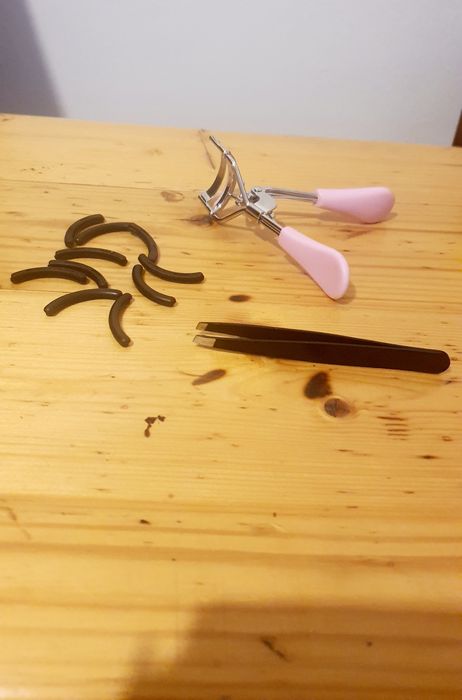 Cleste gene + rezerve + penseta, Noi