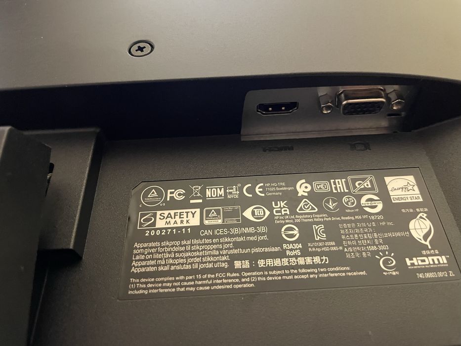 Монитор HP 21,5 инча, 2021