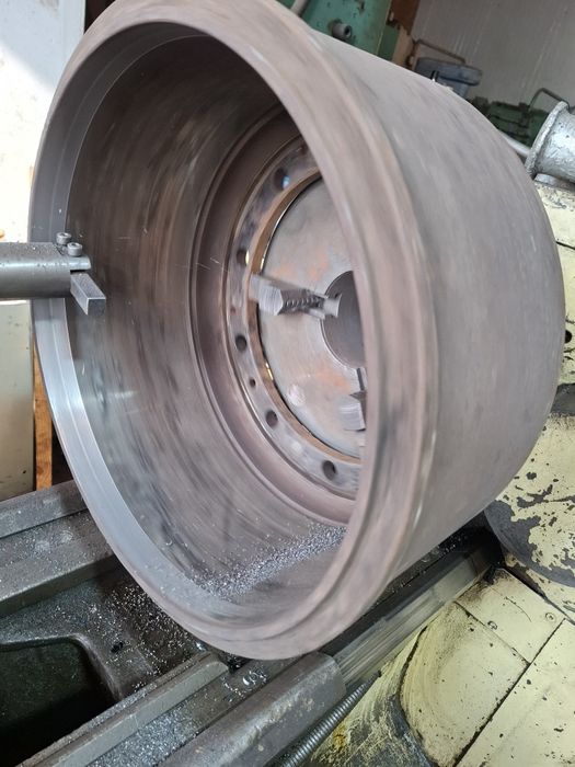 Axe bucsi pinioane piese de strung freza sudura co2ArgonReconditionare