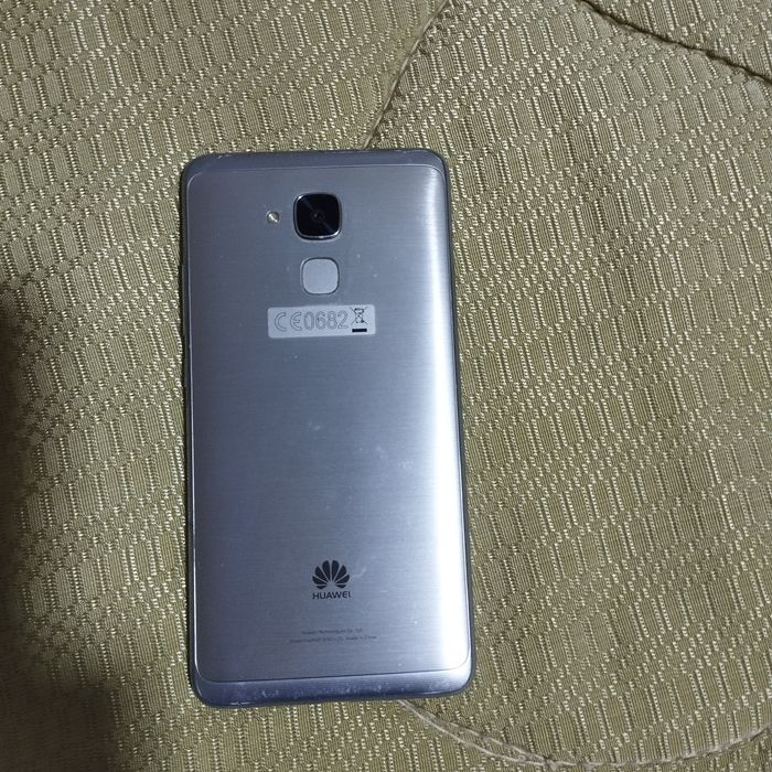 П р о д а ю   телефон