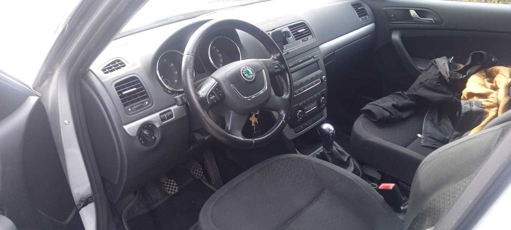 Skoda Yeti an 2010 Euro5 1.2 TSI  Xenon Variante