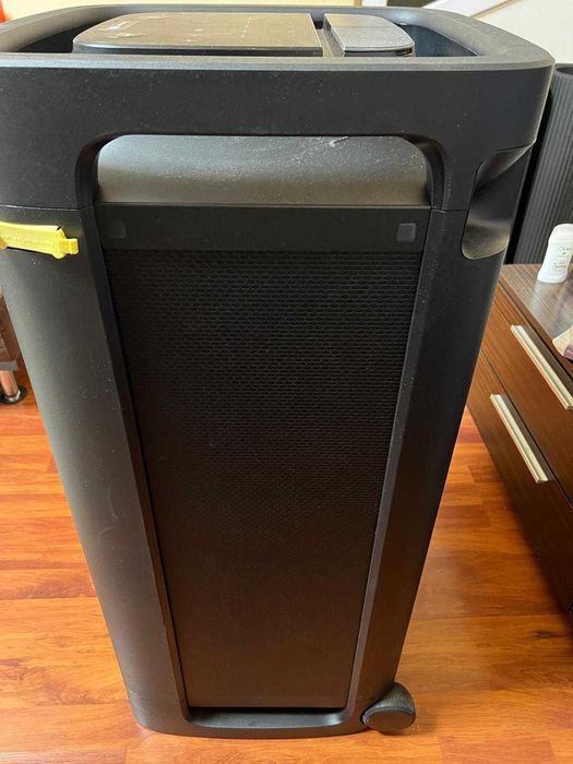 Boxa portabila SONY ULT Tower 9 BAT, Bluetooth, USB, încă în garanție