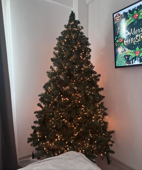 Brad Artificial 210 cm