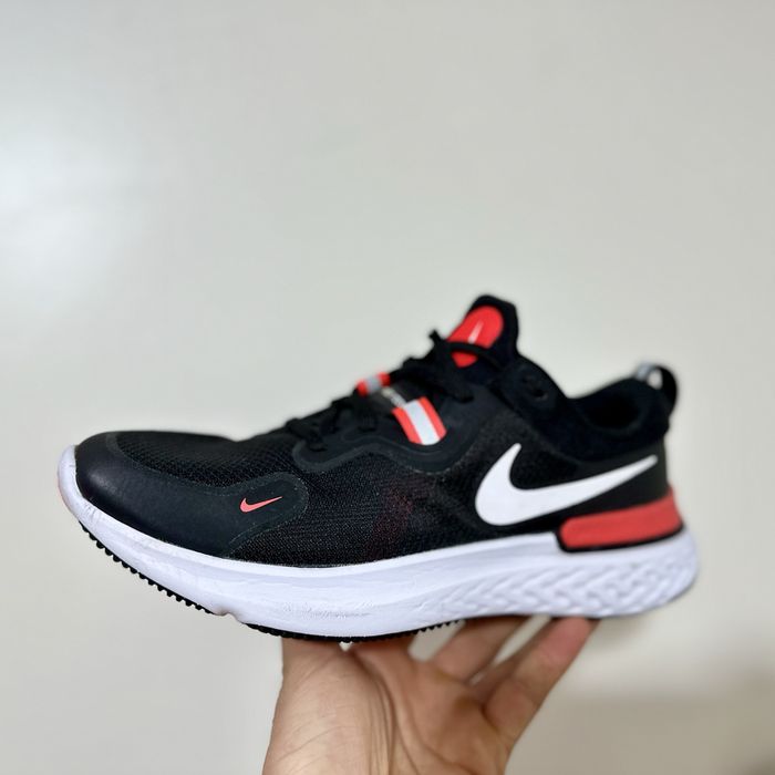 Nike react беговые кроссовки nike adidas