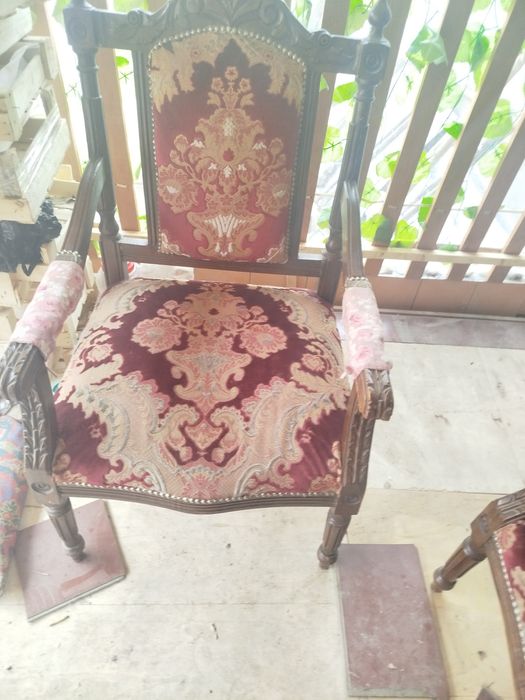 Мебель стулья в продаже