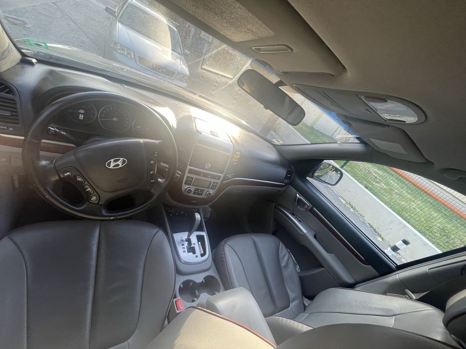 Hyundai Santa fe 2,2 CRDI-155к.c.4X4-ABTOMAT,KOЖА,7-МЕСТНА,ВС.ЕКСТРИ