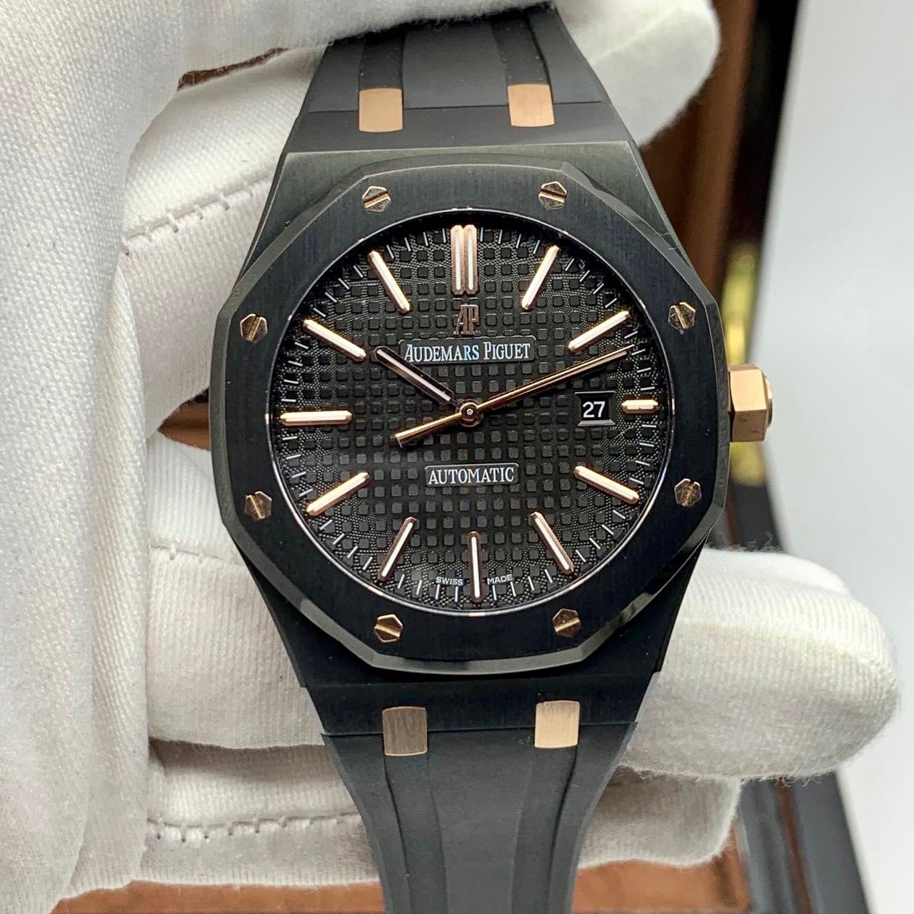 Audemars Piguet Royal Oak Black-Gold