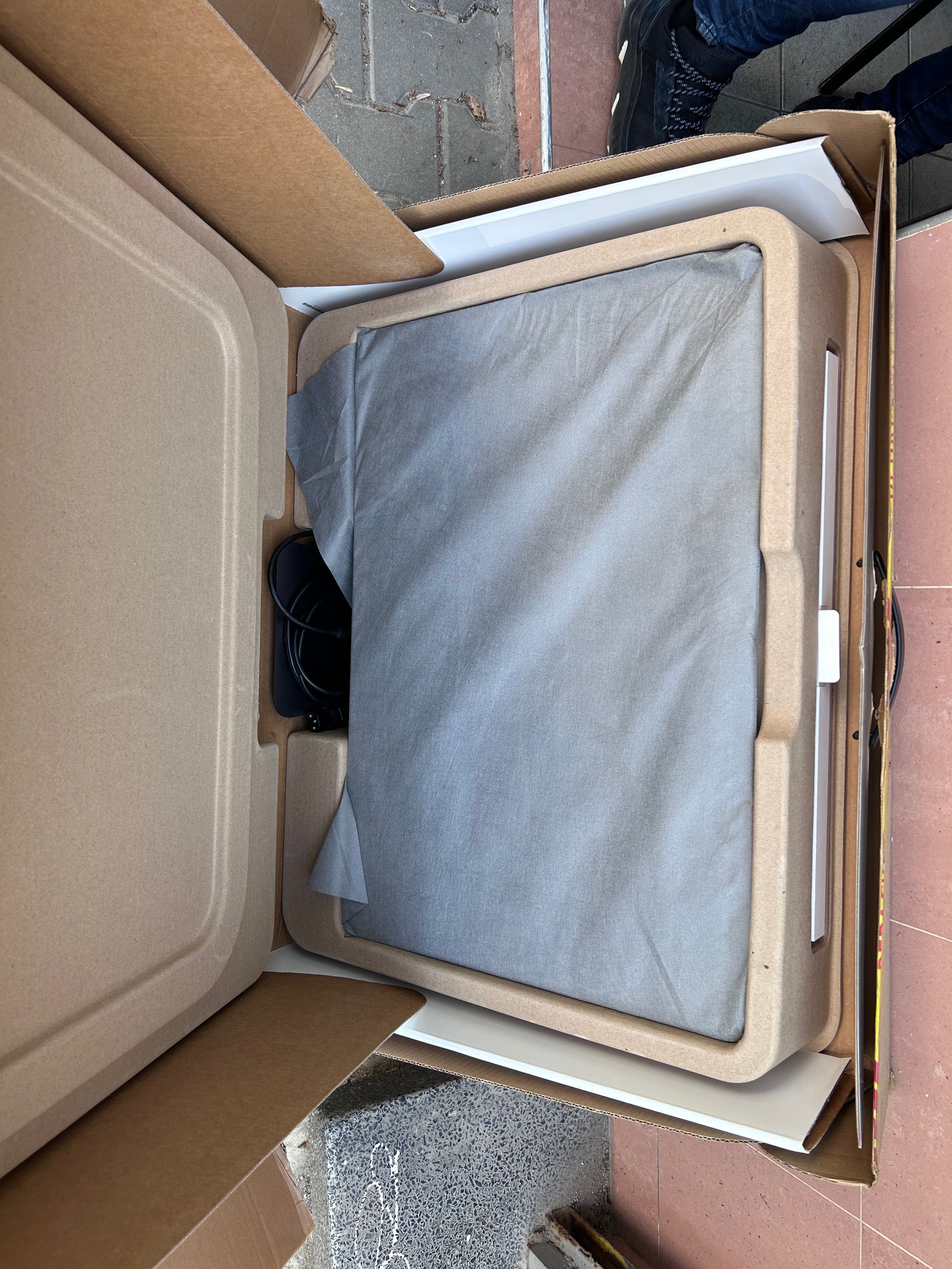 Продава IMac Pro 27", 1 TB SSD, RAM 64