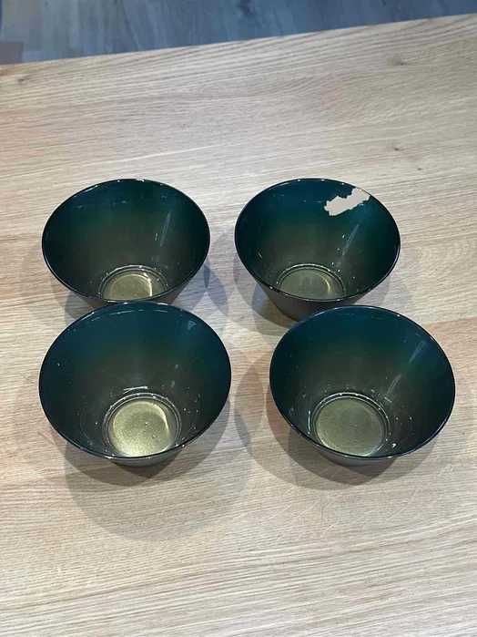 декоративни чинии