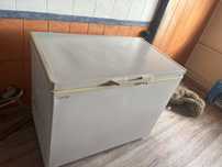 Морозилник продам срочно