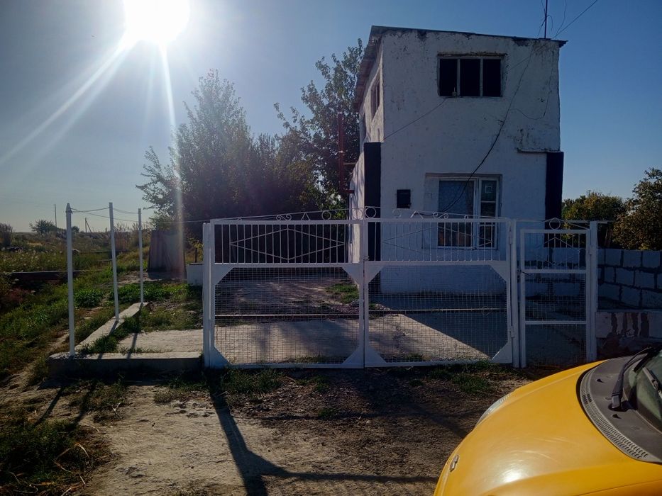 Дача Продаётся 7 соток возле школы