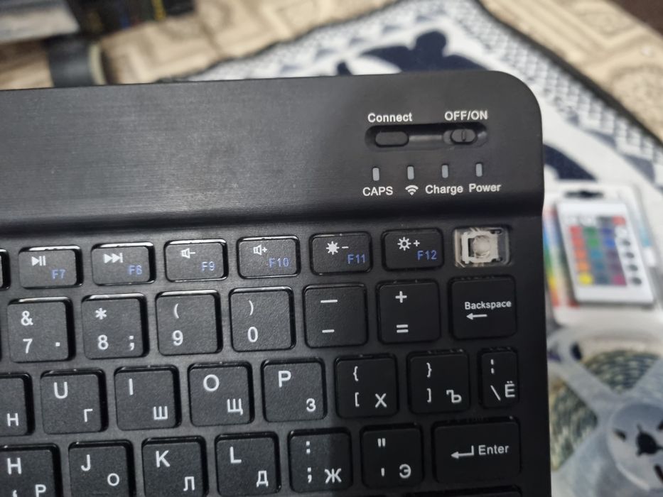 Клавиатура "Bluetooth 3.0 Keyboard"
