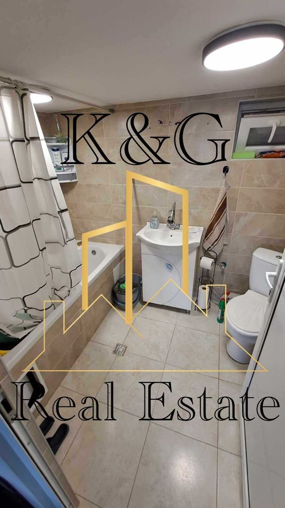 Продава се Къща в с. Дряновец, Област Разград - 180 кв.м за 354 €/кв.м - Снимка #4