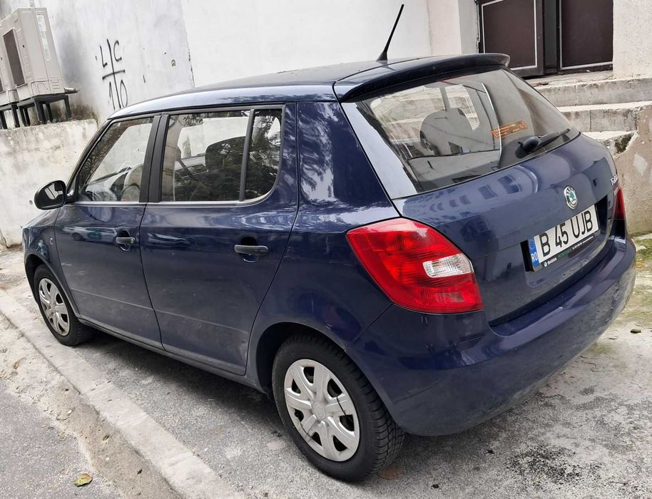 Masina Skoda Fabia 2012 al doilea proprietar si km reali