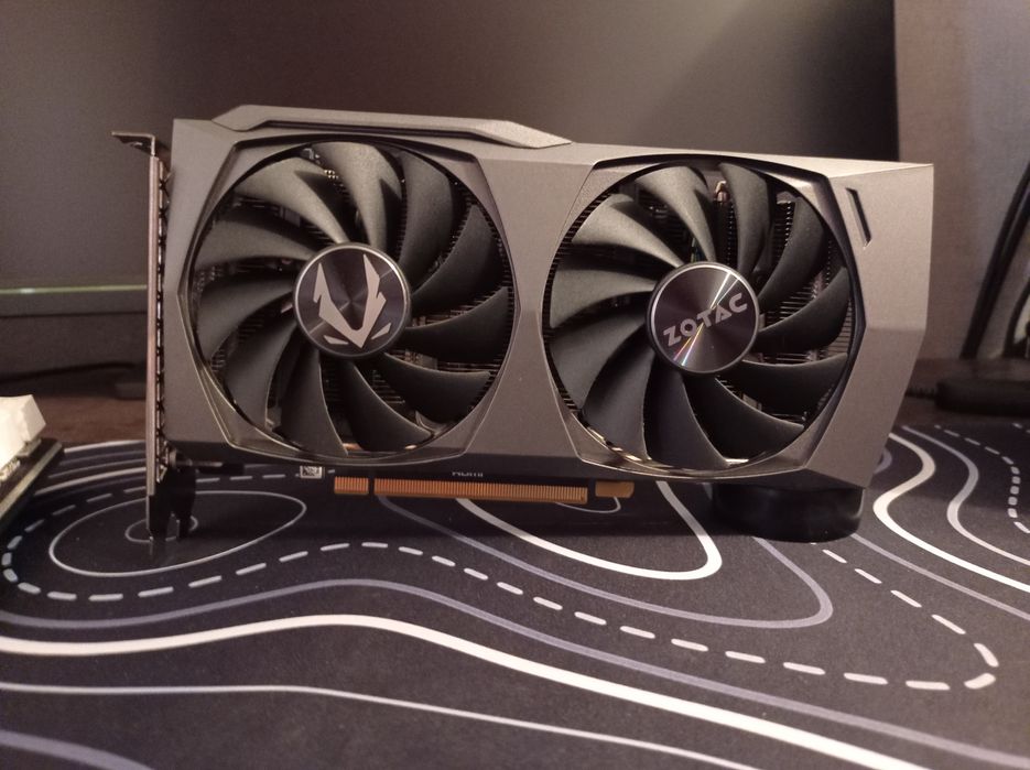 Продам видеокарту RTX 3050