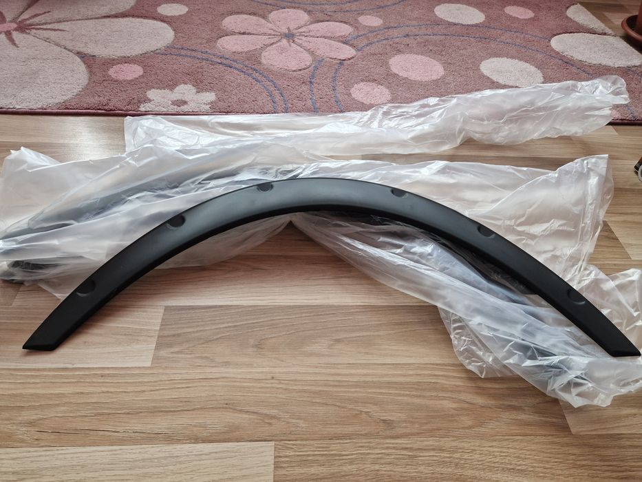 4бр.Пластмасови вежди/калници