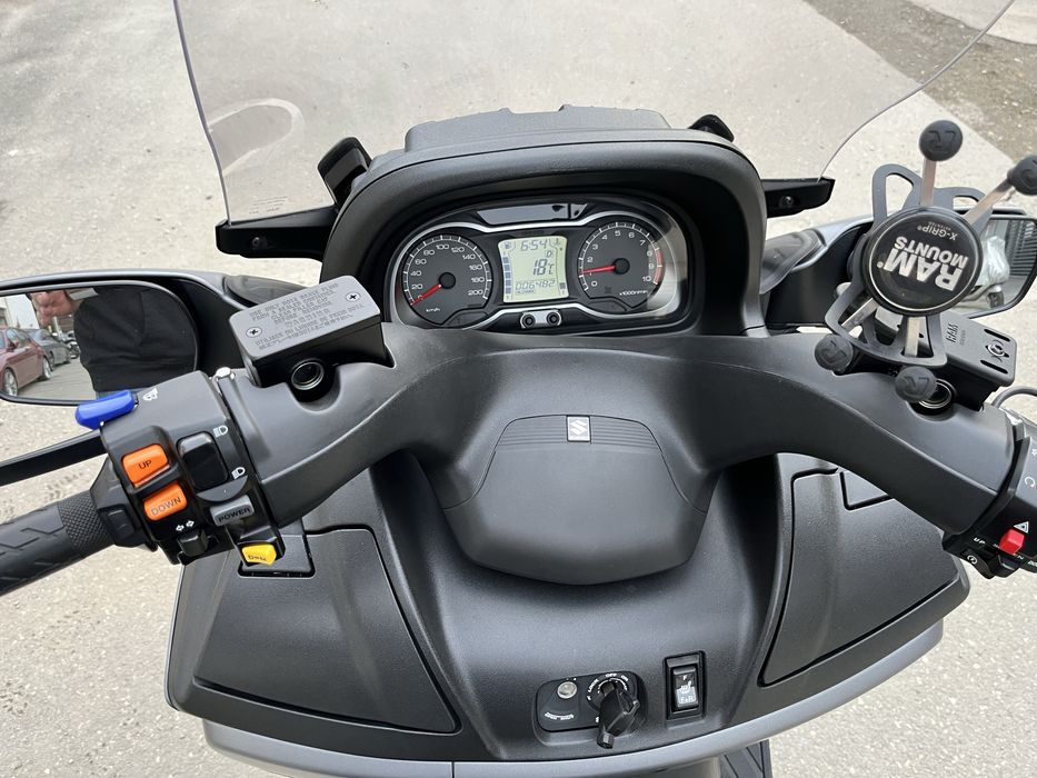 Suzuki Burgman 650 Executive 2019 6500km