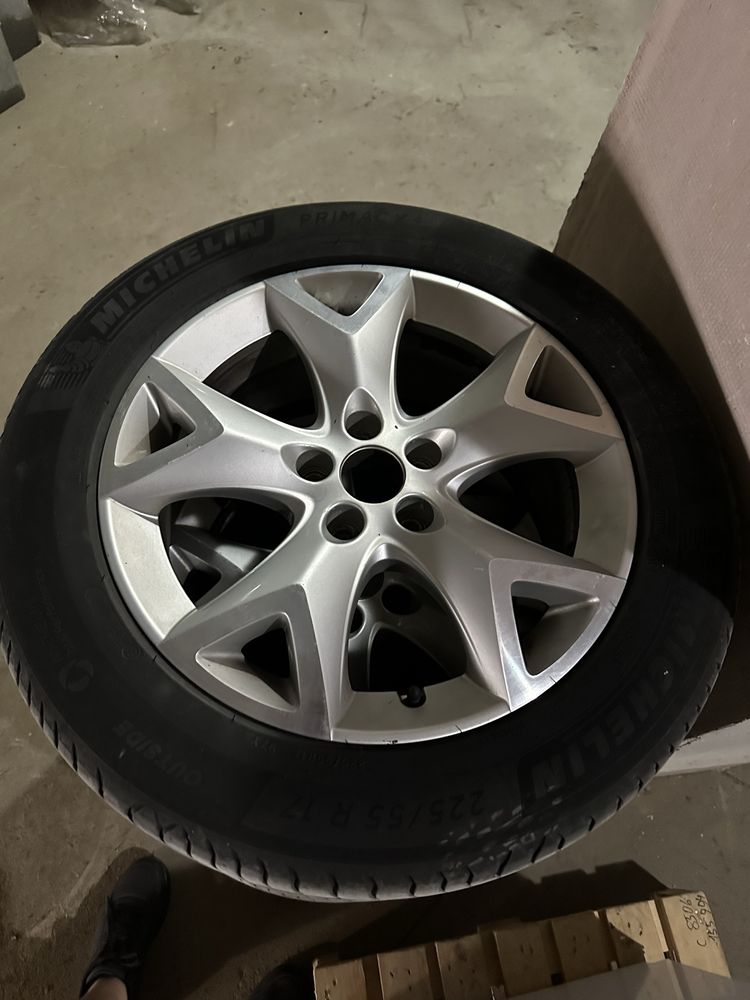 Гуми с джанти Michelin Primacy 4 за Ситроен 5х108 17” 225/55/17