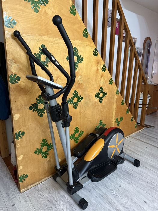 Продается эллиптический тренажер