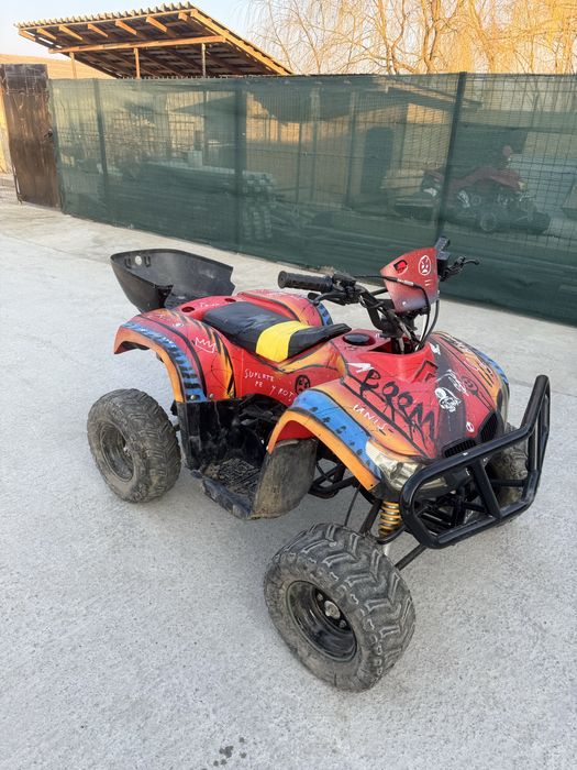 Vand atv 125cc aproape nou