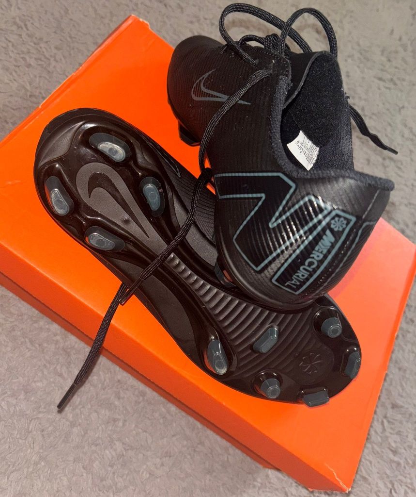 ghete mărime 41 Nike mercurial