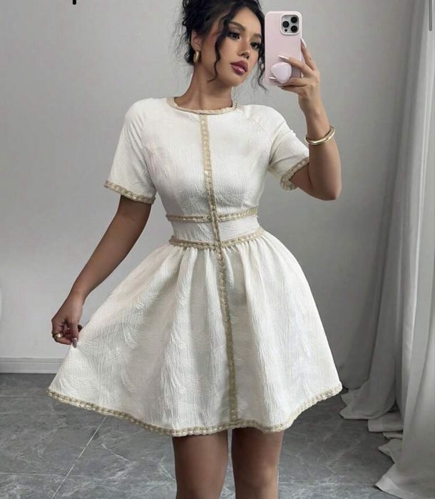 Дамска рокля дамска рокля