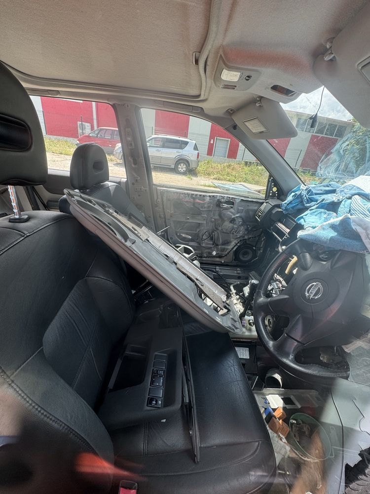 Nissan x trail на части.