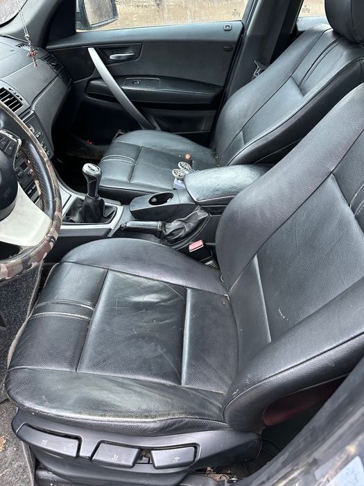 Dezmembrez bmw x3 motor 3d