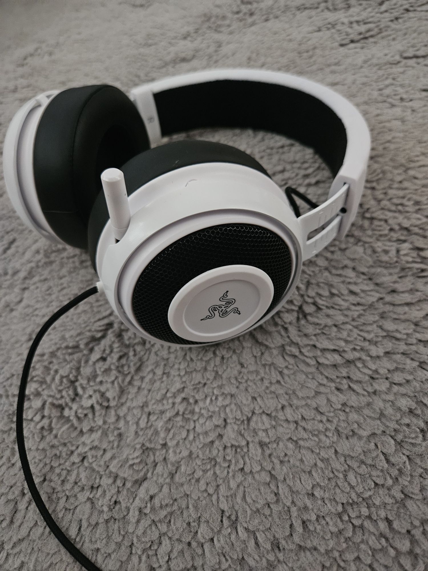 Casti Razer Kraken V2 Pro-Alb